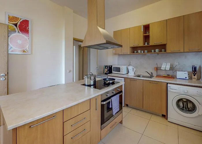 At Lighthouse Golf By Parnas Estate *