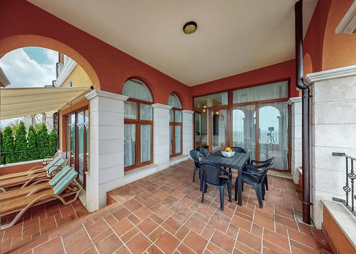 At Lighthouse Golf By Parnas Estate Vilă Balcic