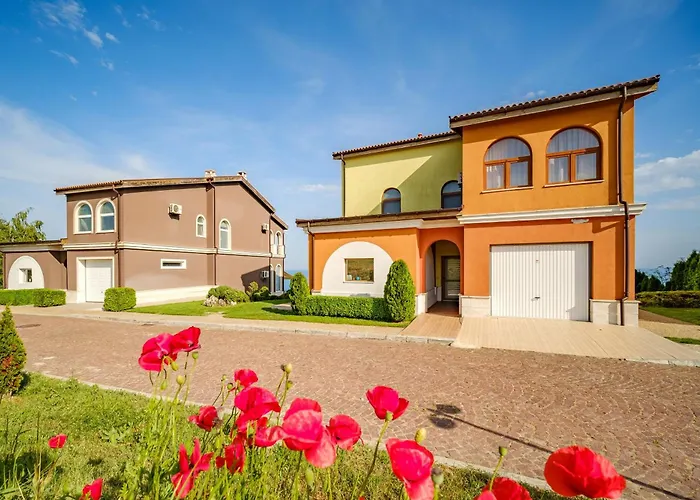 At Lighthouse Golf By Parnas Estate Villa Baltsjik